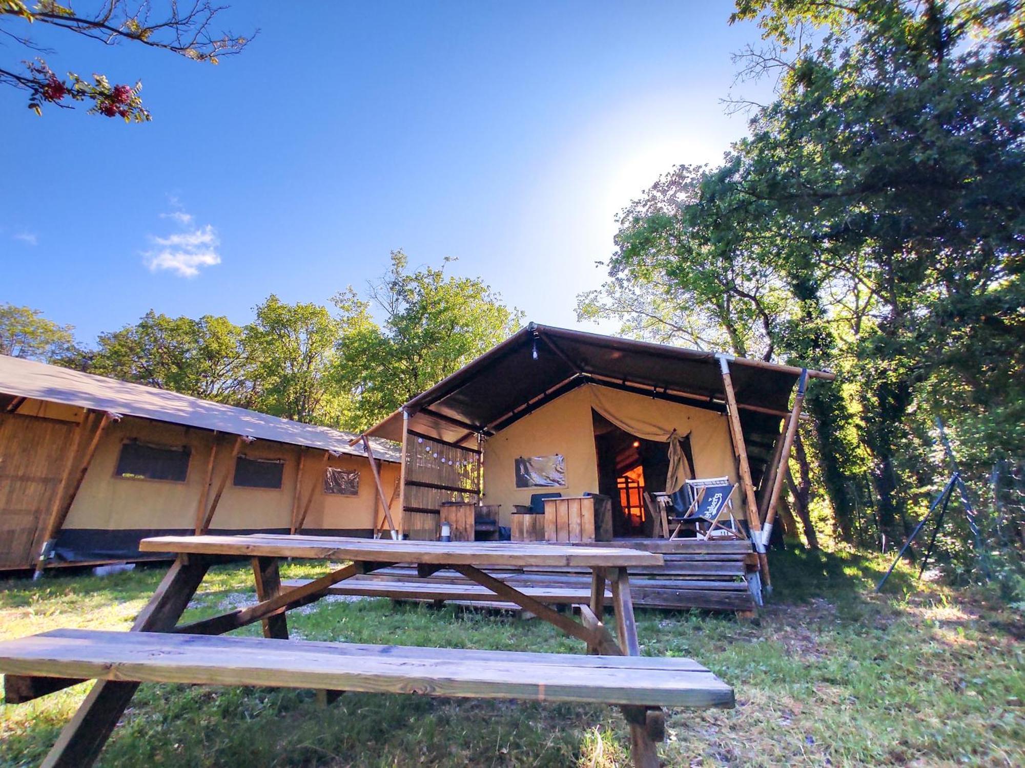 Camping La Grangeonne Esparron-de-Verdon Exterior photo